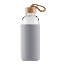 750ml Wasserflasche aus Borosilikatglas mit Bambusdeckel